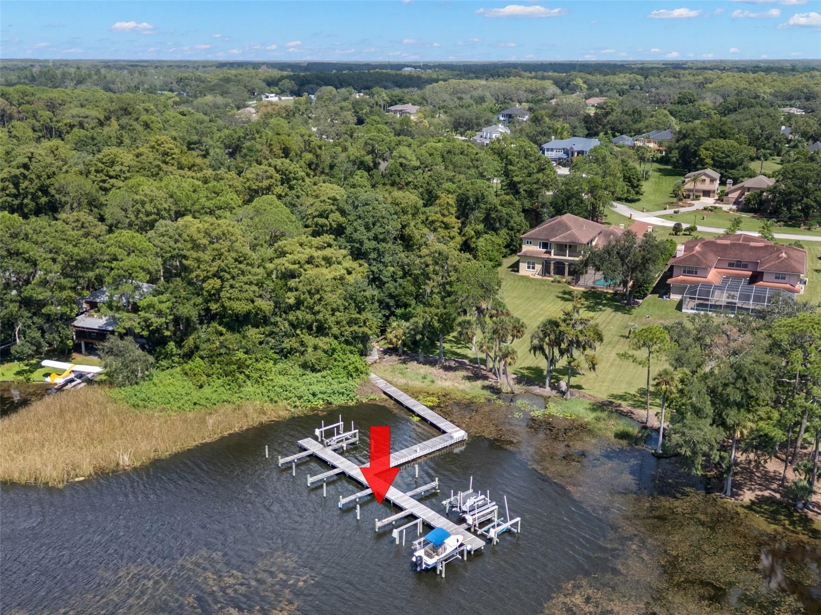 Listing photo id 94 for 211 Rue Des Chateaux