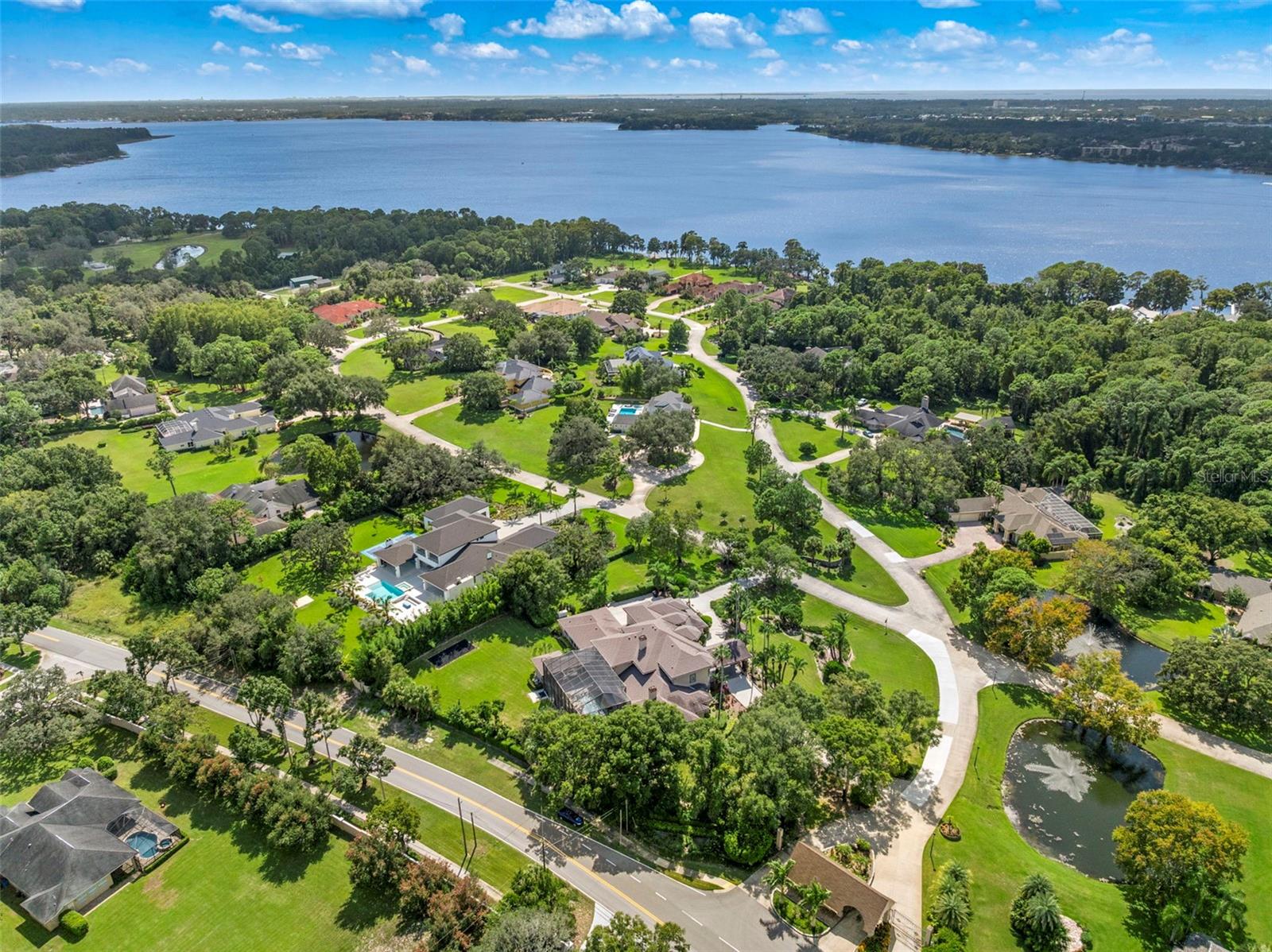 Listing photo id 97 for 211 Rue Des Chateaux