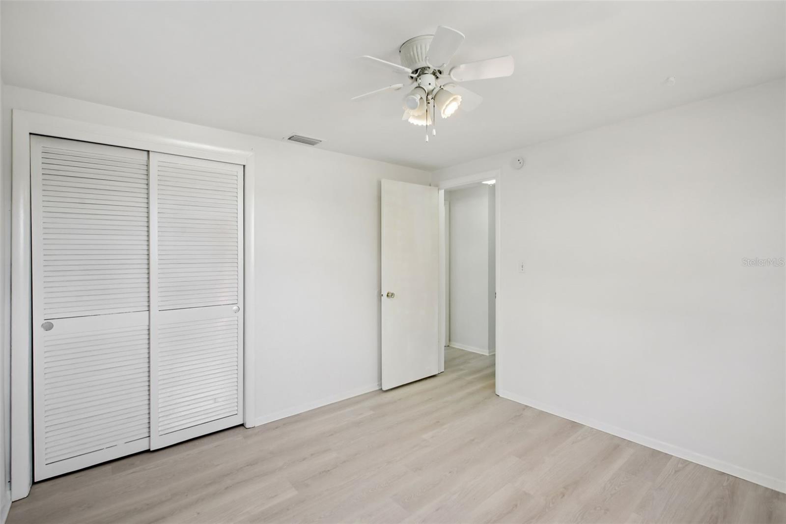 Image 13 of 22 For 3907 Luma Drive
