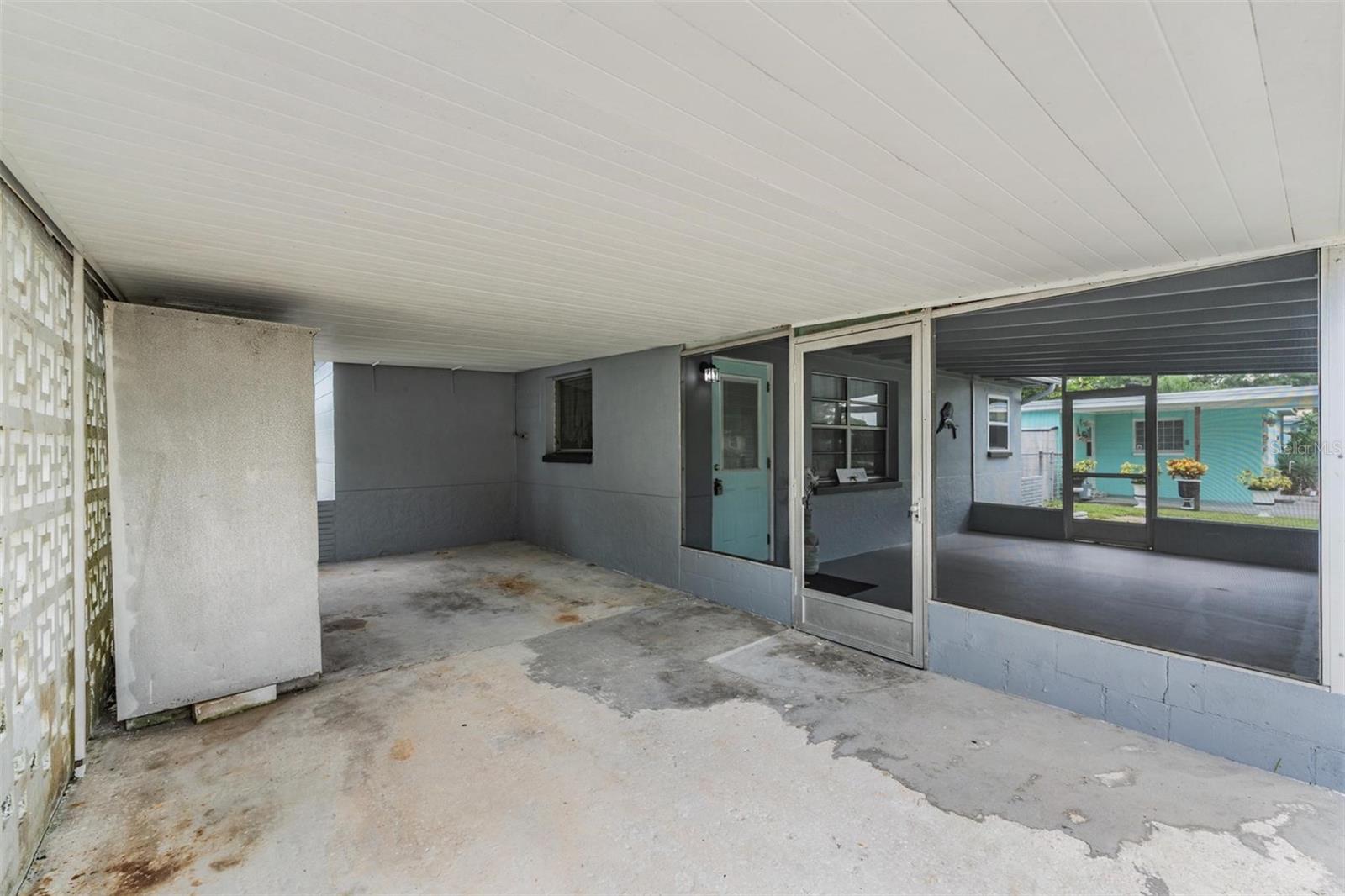 Image 20 of 27 For 10247 117th Terrace