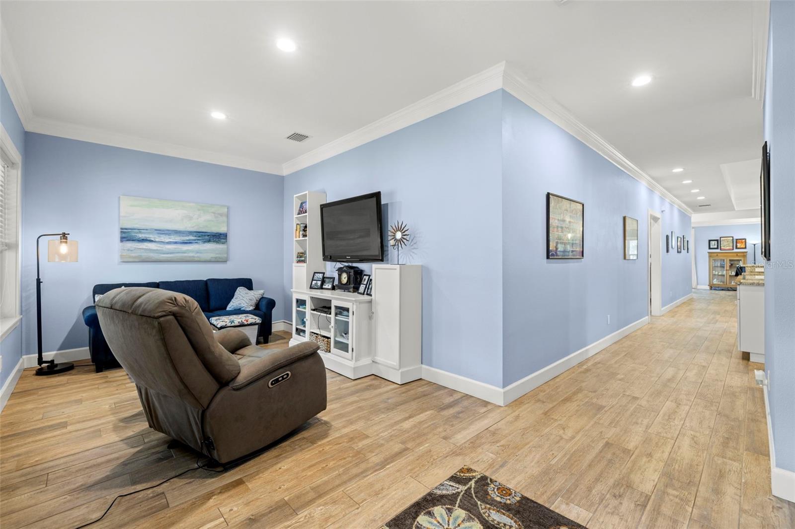 Image 38 of 50 For 2623 57th Street S