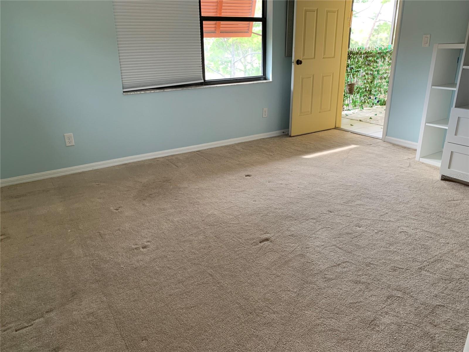 Listing photo id 27 for 5775 Park Street N 401