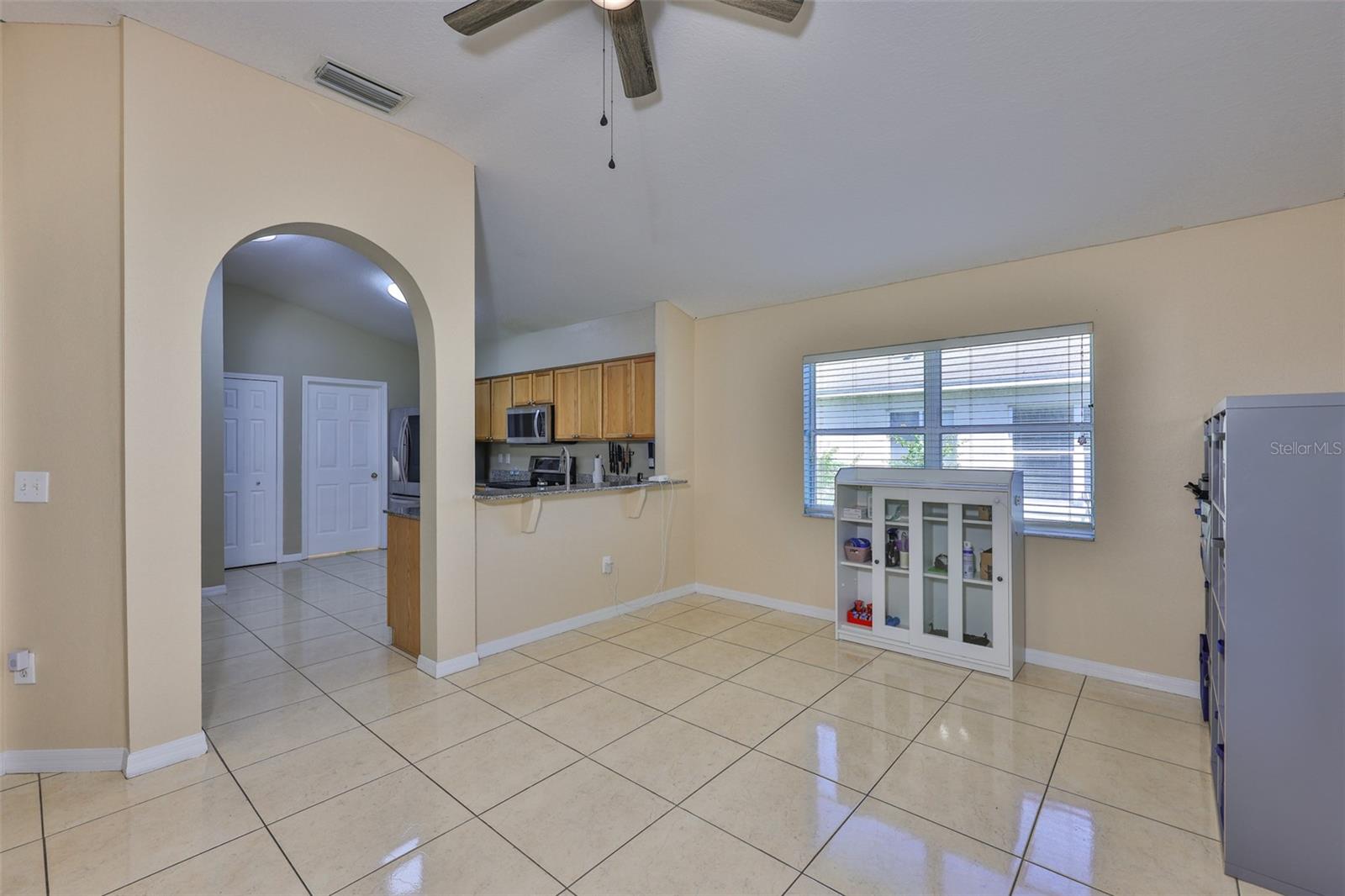 Image 11 of 42 For 2613 Thames River Place