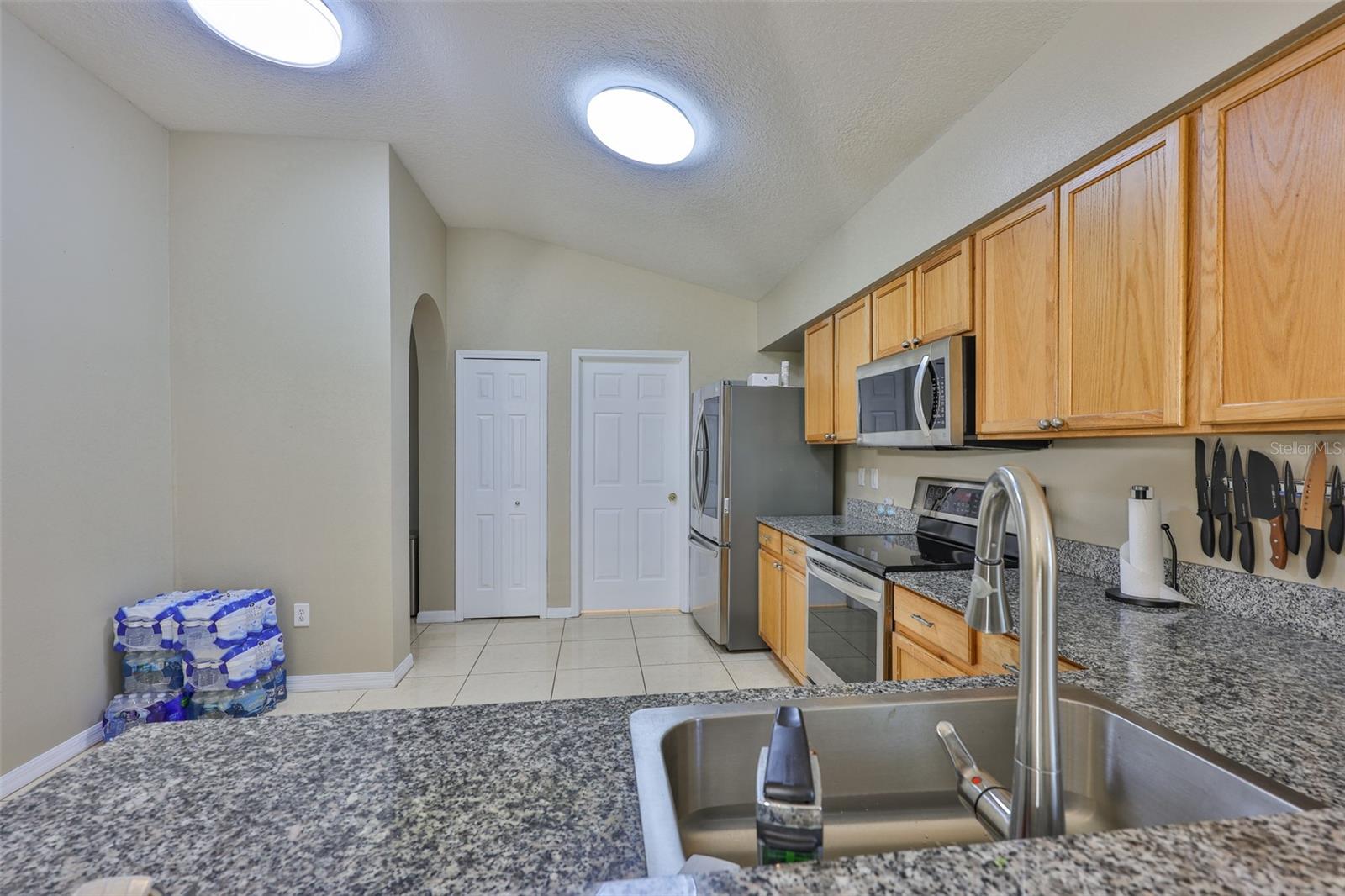 Image 17 of 42 For 2613 Thames River Place