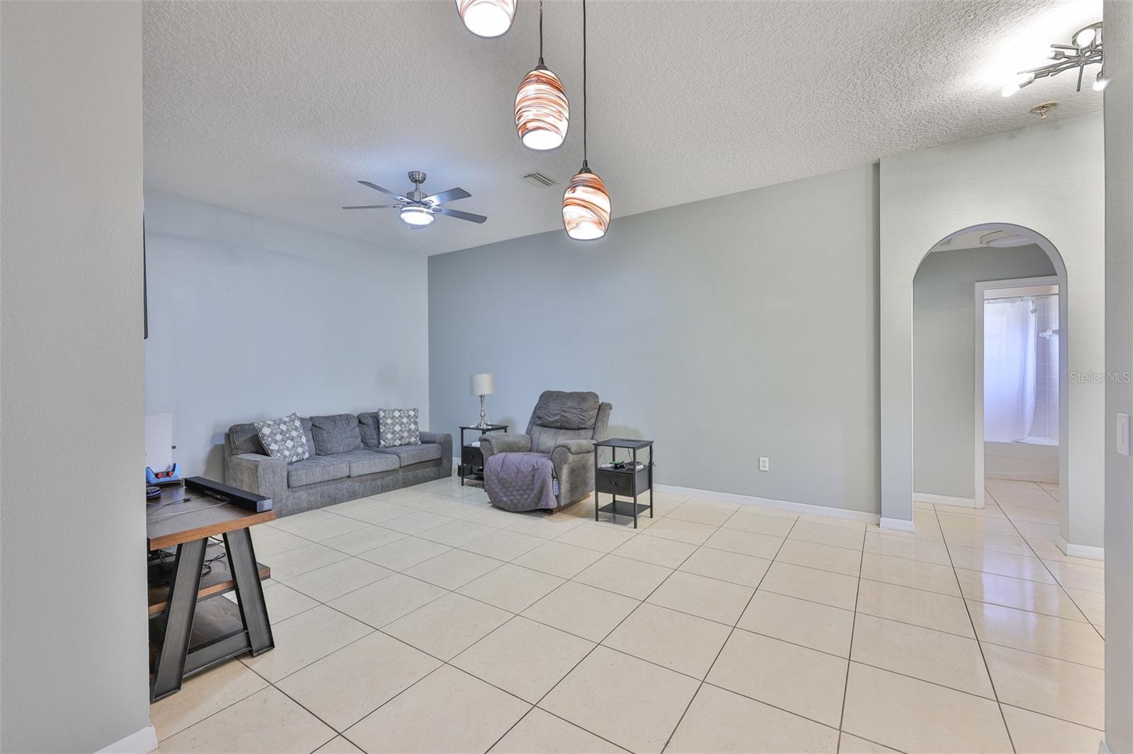 Image 8 of 42 For 2613 Thames River Place