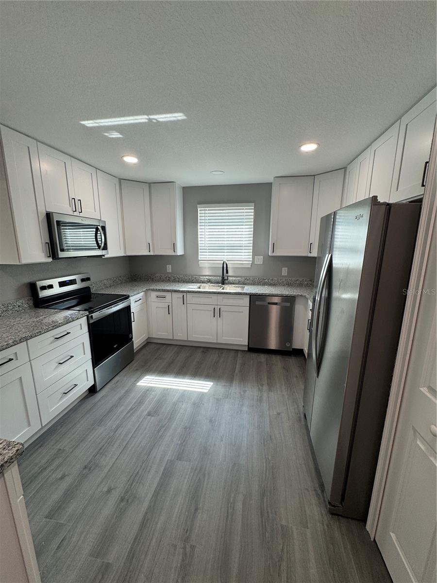 Image 3 of 19 For 136 Jack Pine Street