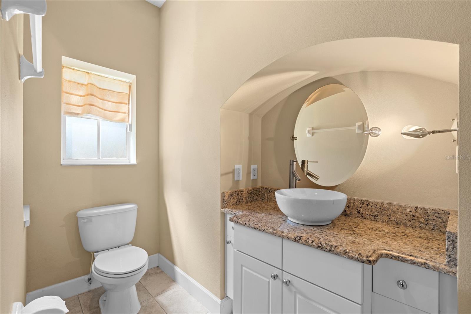 Image 11 of 30 For 618 105th Lane N