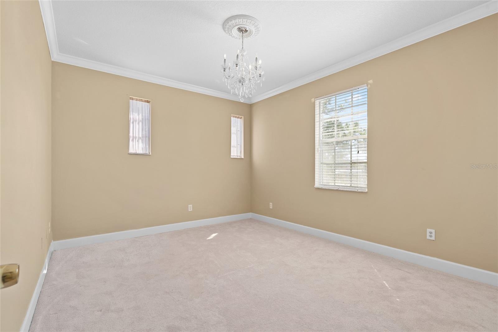 Image 18 of 30 For 618 105th Lane N