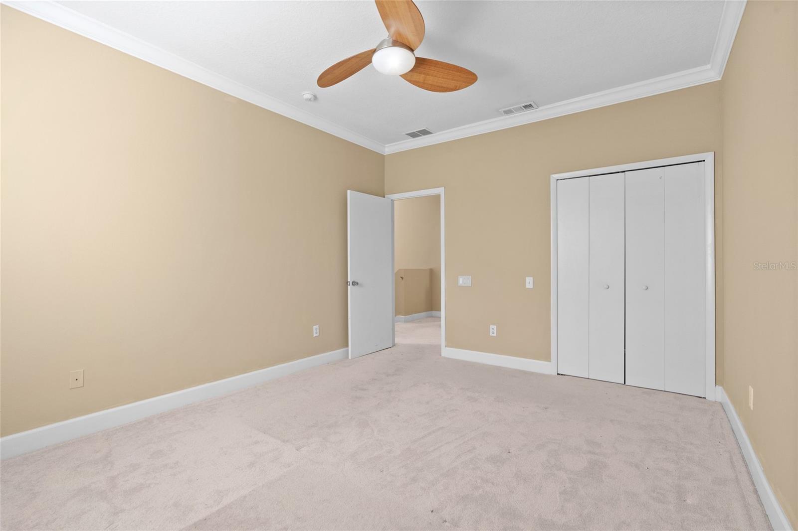 Image 21 of 30 For 618 105th Lane N