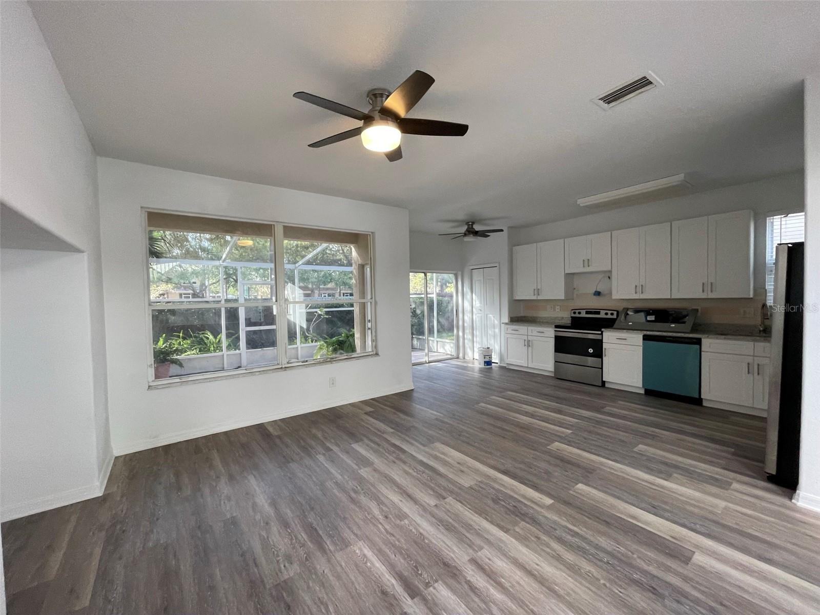 Image 8 of 21 For 10604 Cobham Wood Court