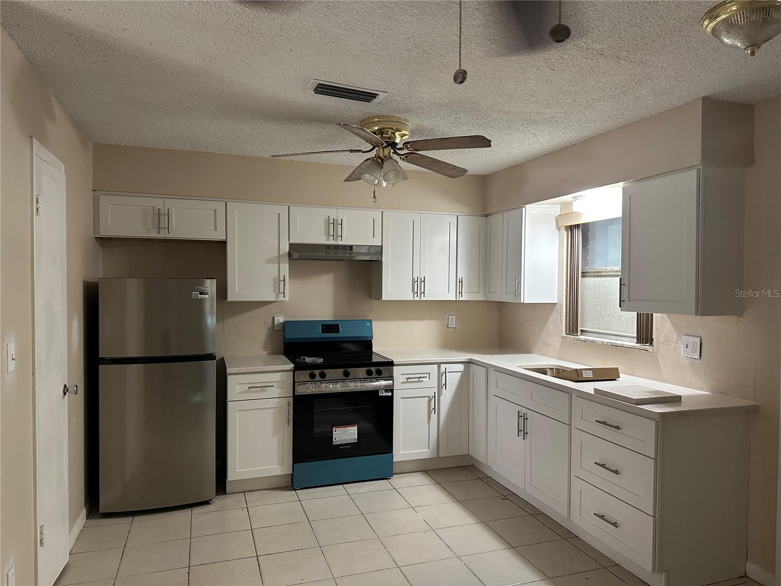 Details for 135 Madison Circle N 4, ST PETERSBURG, FL 33702