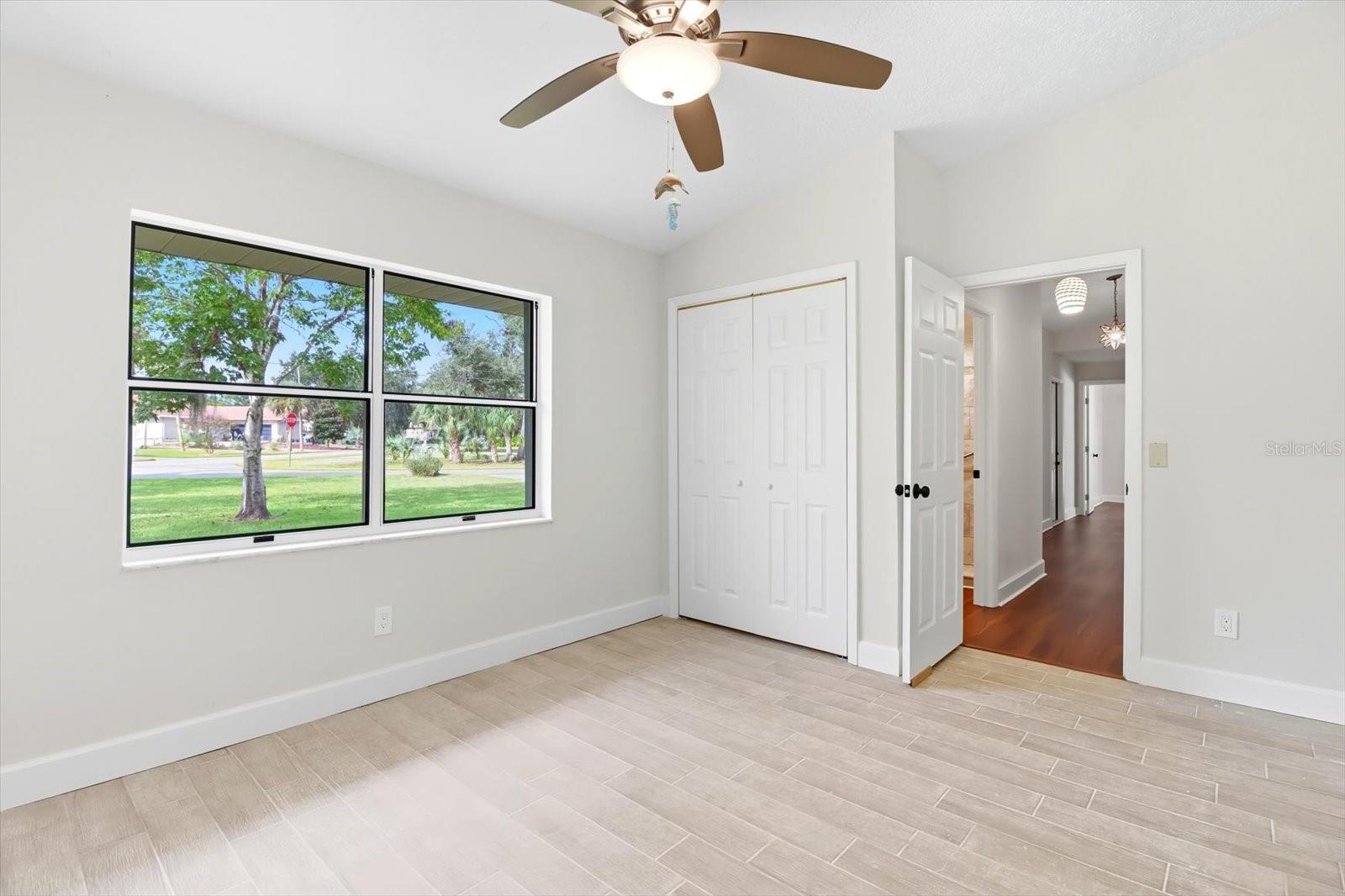 Image 23 of 39 For 4737 Sawmill Way