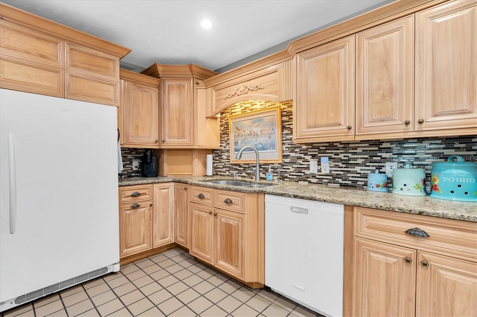 Image 11 of 40 For 6327 2nd Avenue S