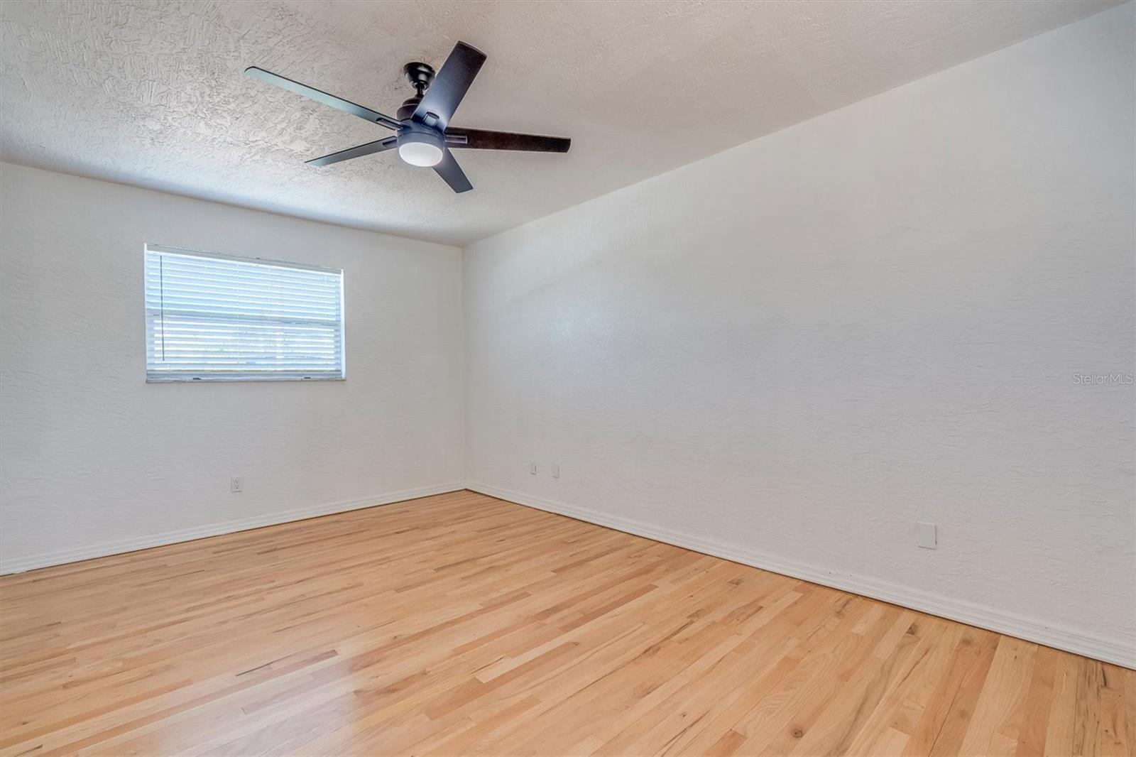 Image 20 of 40 For 6327 2nd Avenue S