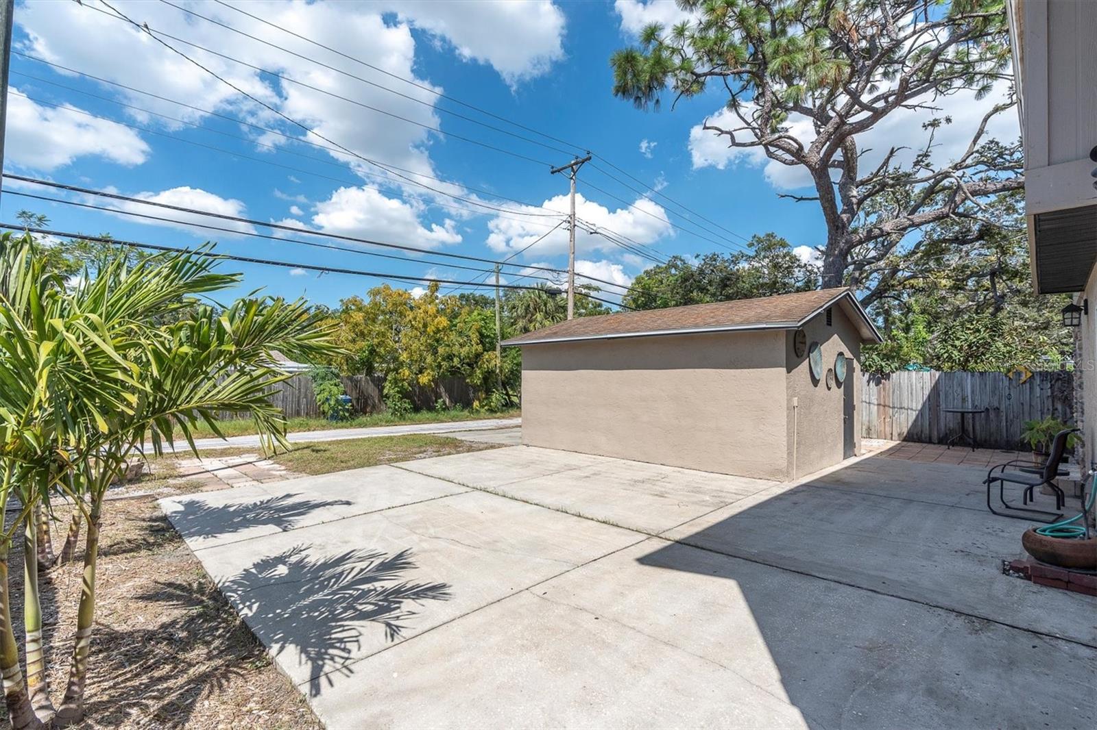 Image 34 of 40 For 6327 2nd Avenue S