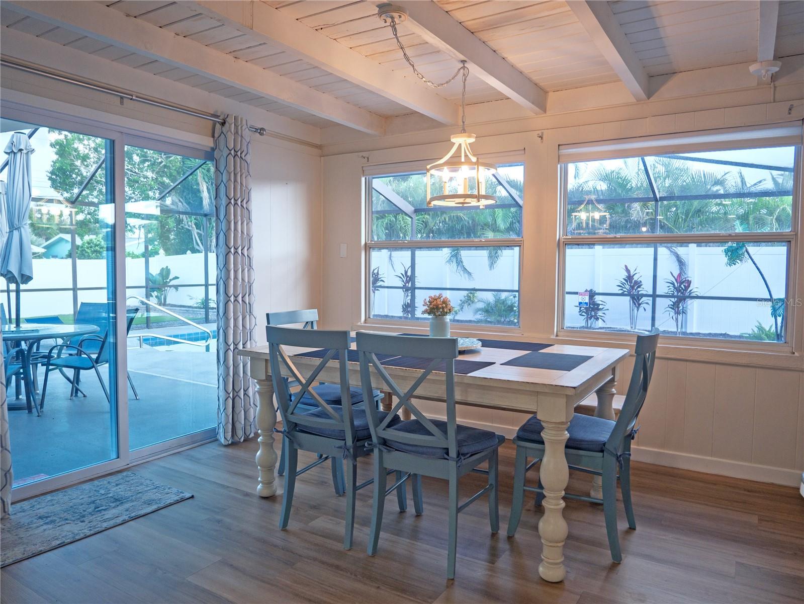 Image 14 of 42 For 13702 Martinique Drive