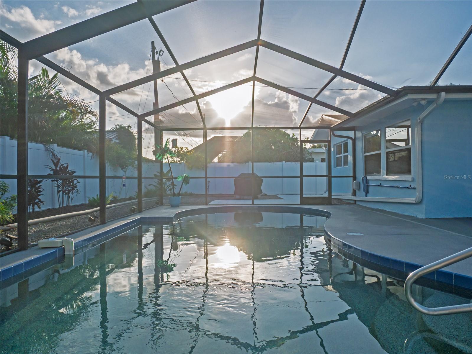 Image 29 of 42 For 13702 Martinique Drive