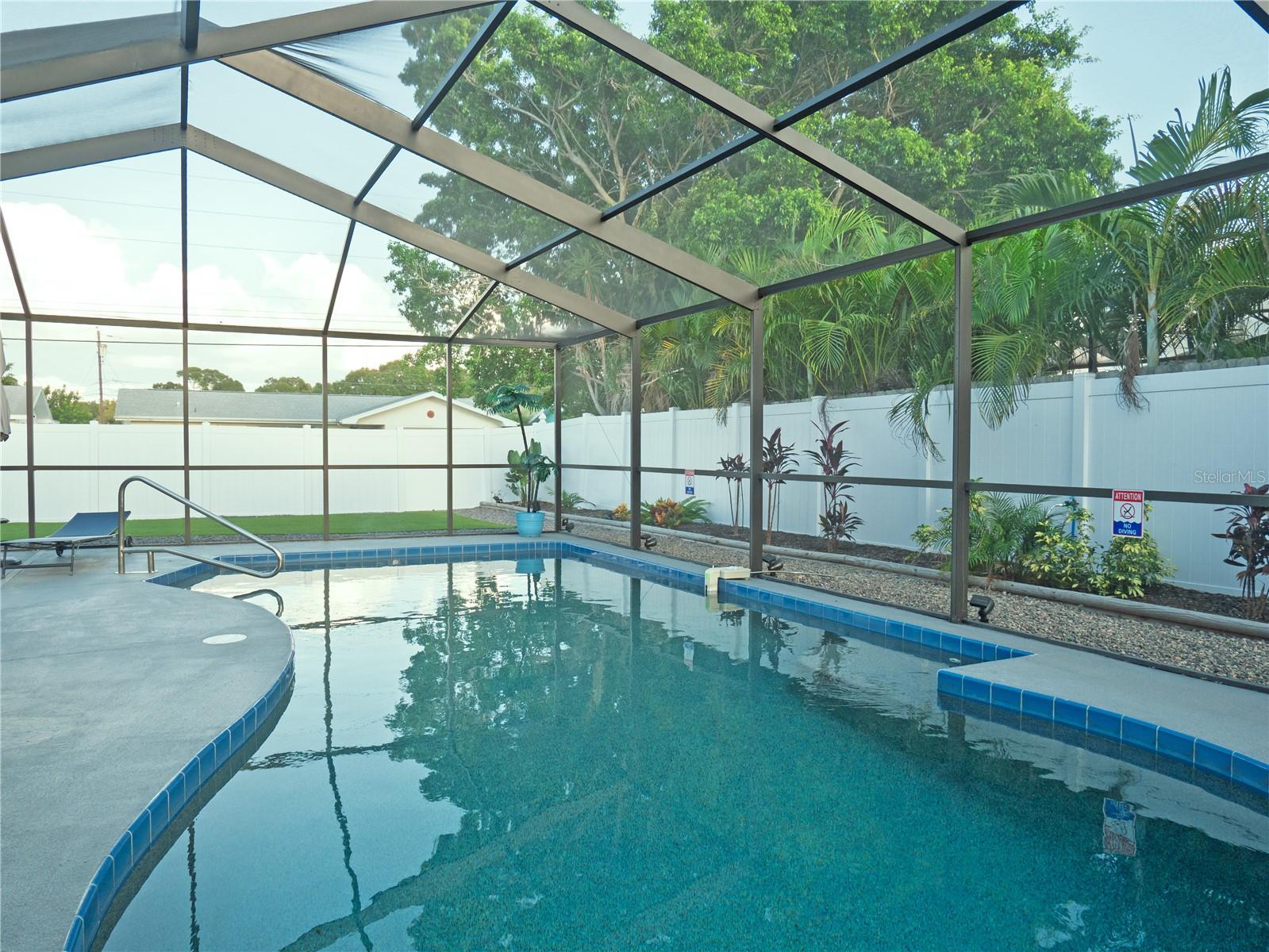 Image 31 of 42 For 13702 Martinique Drive