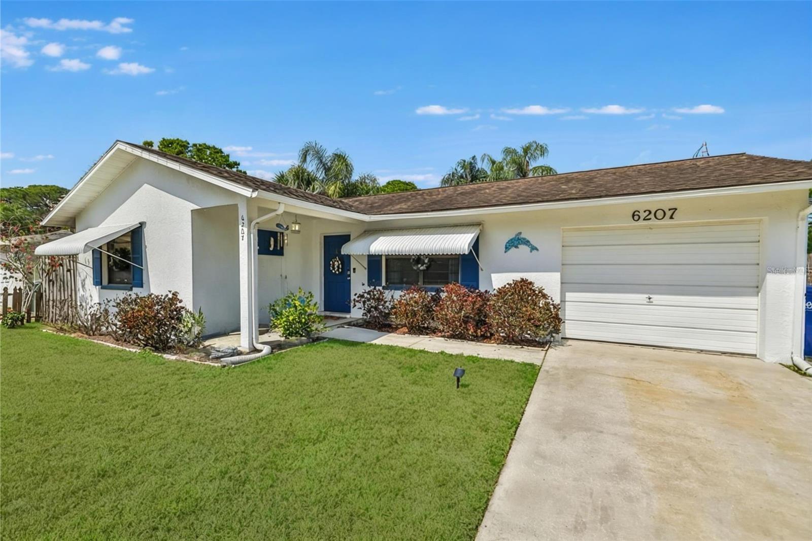 Details for 6207 57th Avenue N, ST PETERSBURG, FL 33709