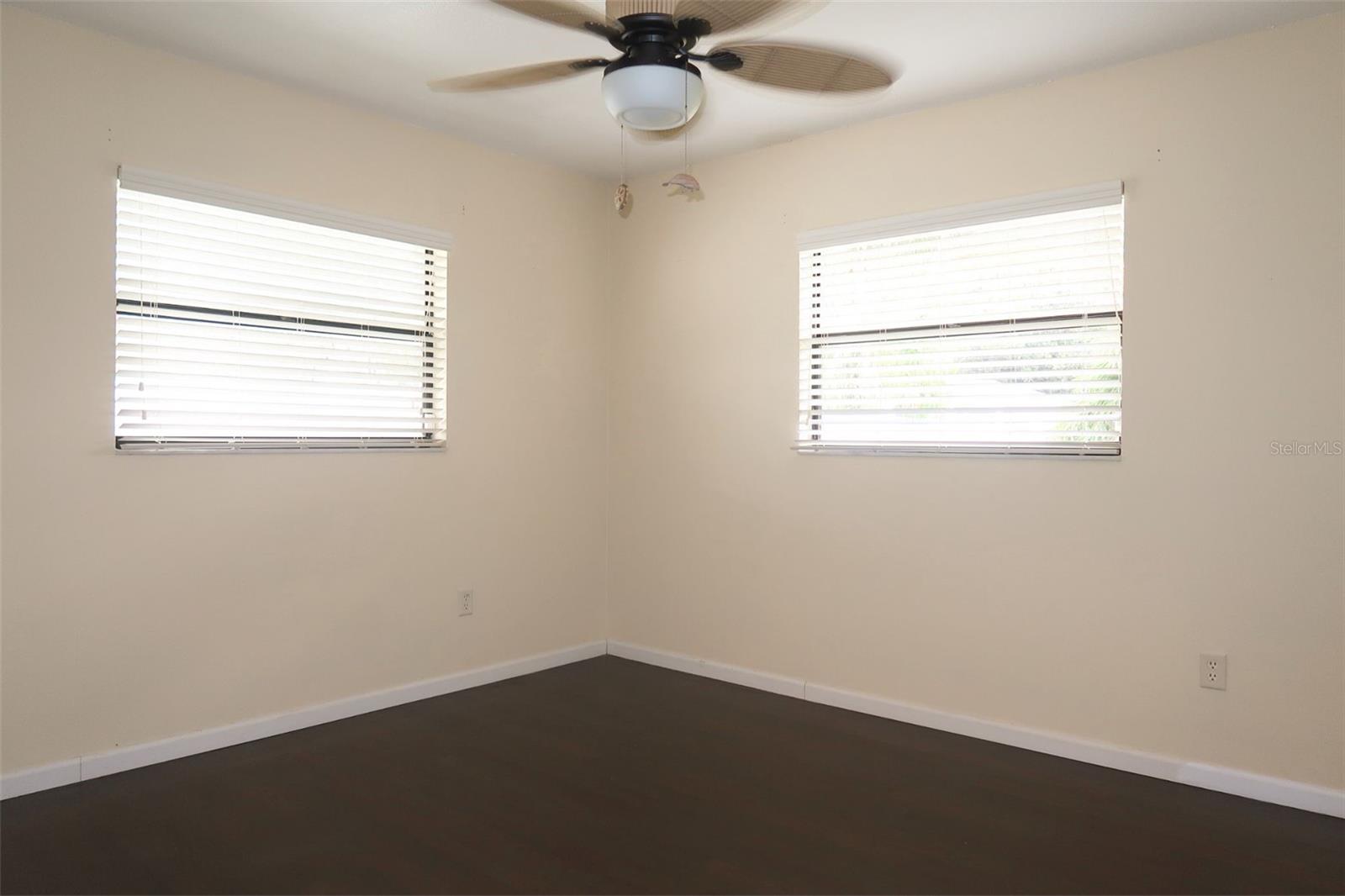 Image 19 of 21 For 6207 57th Avenue N