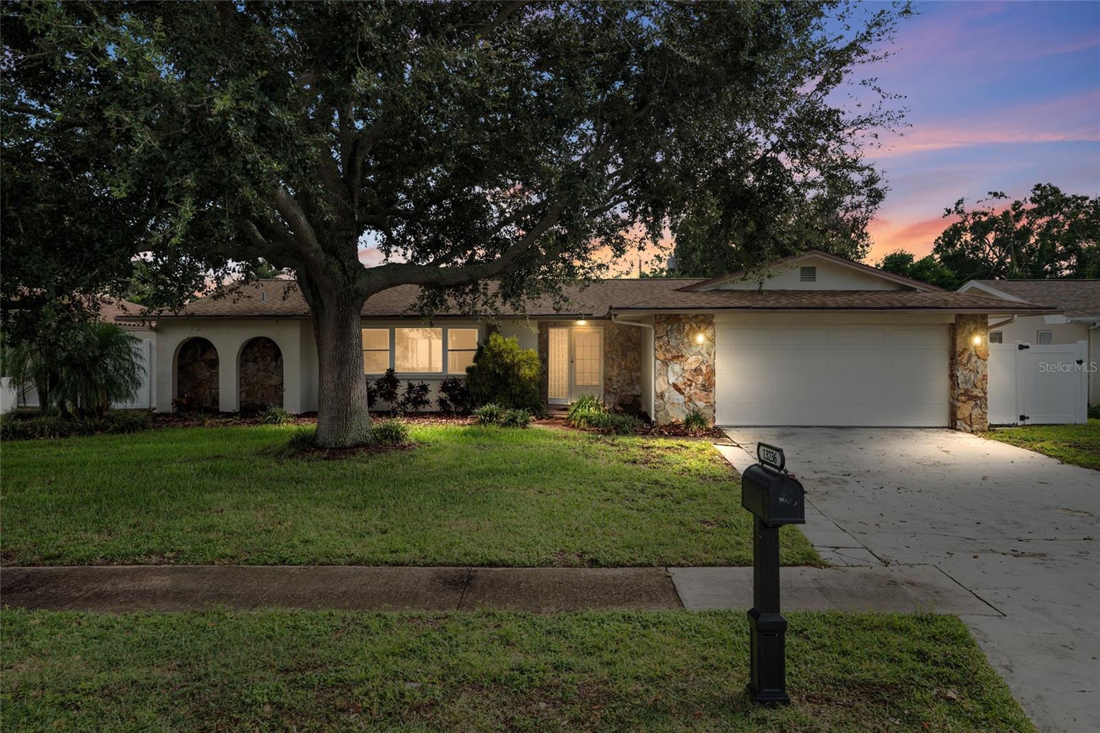 Details for 13236 84th Terrace, SEMINOLE, FL 33776