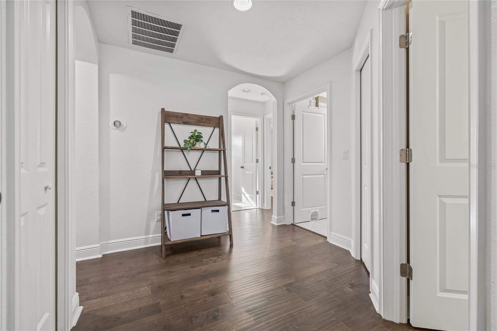 Image 32 of 67 For 3026 Meadow Street