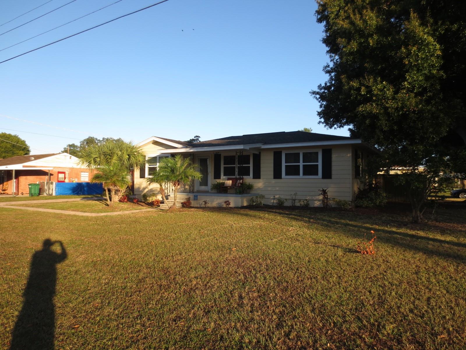 Image 2 of 12 For 2501 Lemon Street
