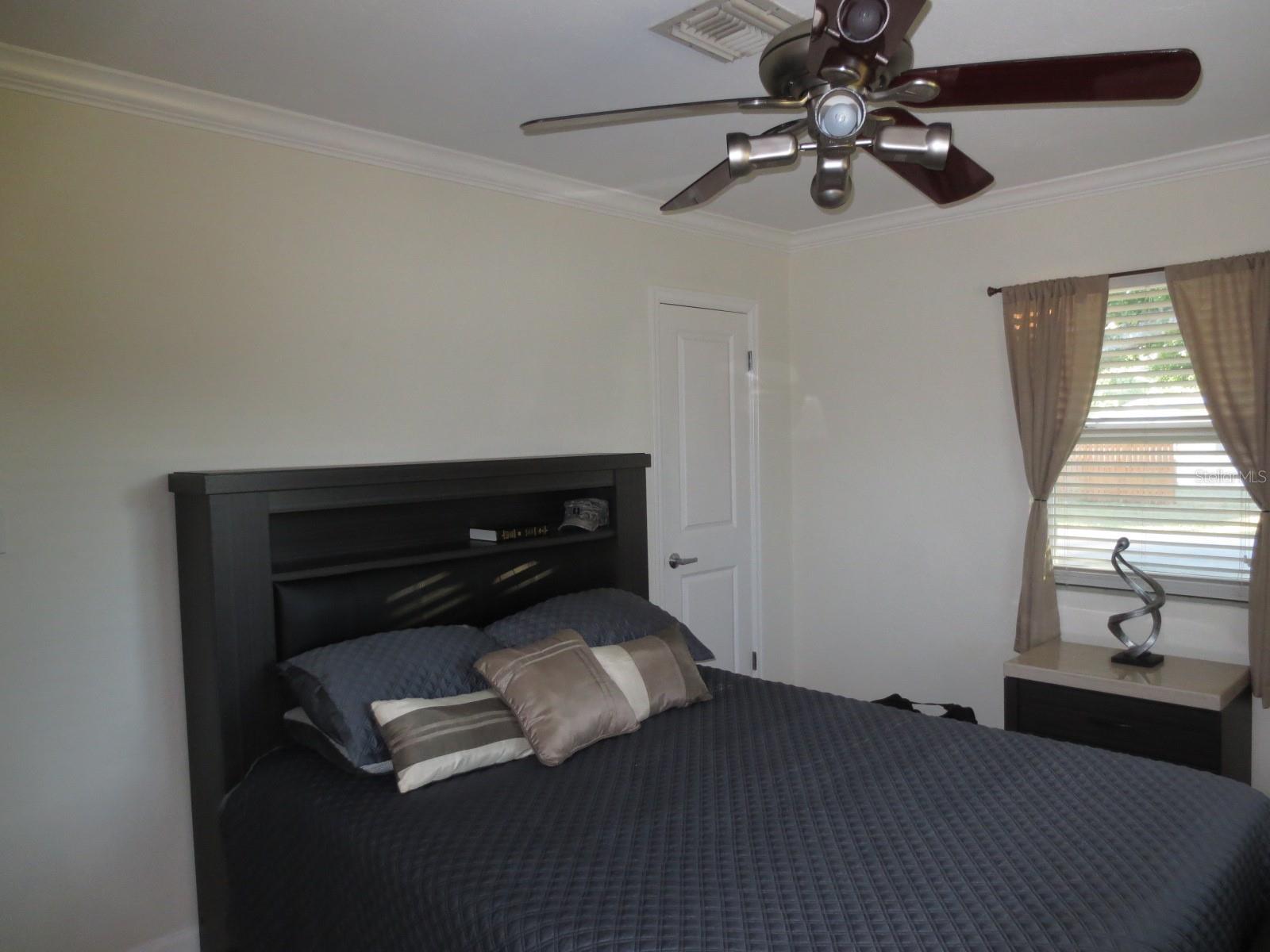 Image 9 of 12 For 2501 Lemon Street