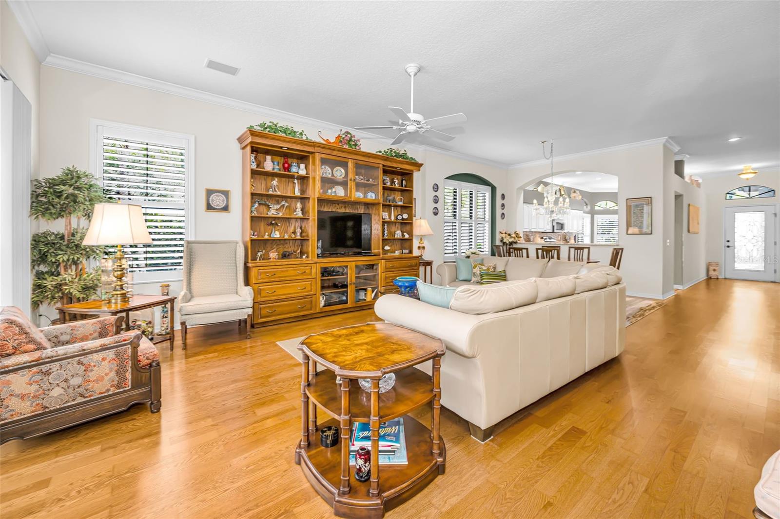 Image 11 of 47 For 1502 Woodstream Drive