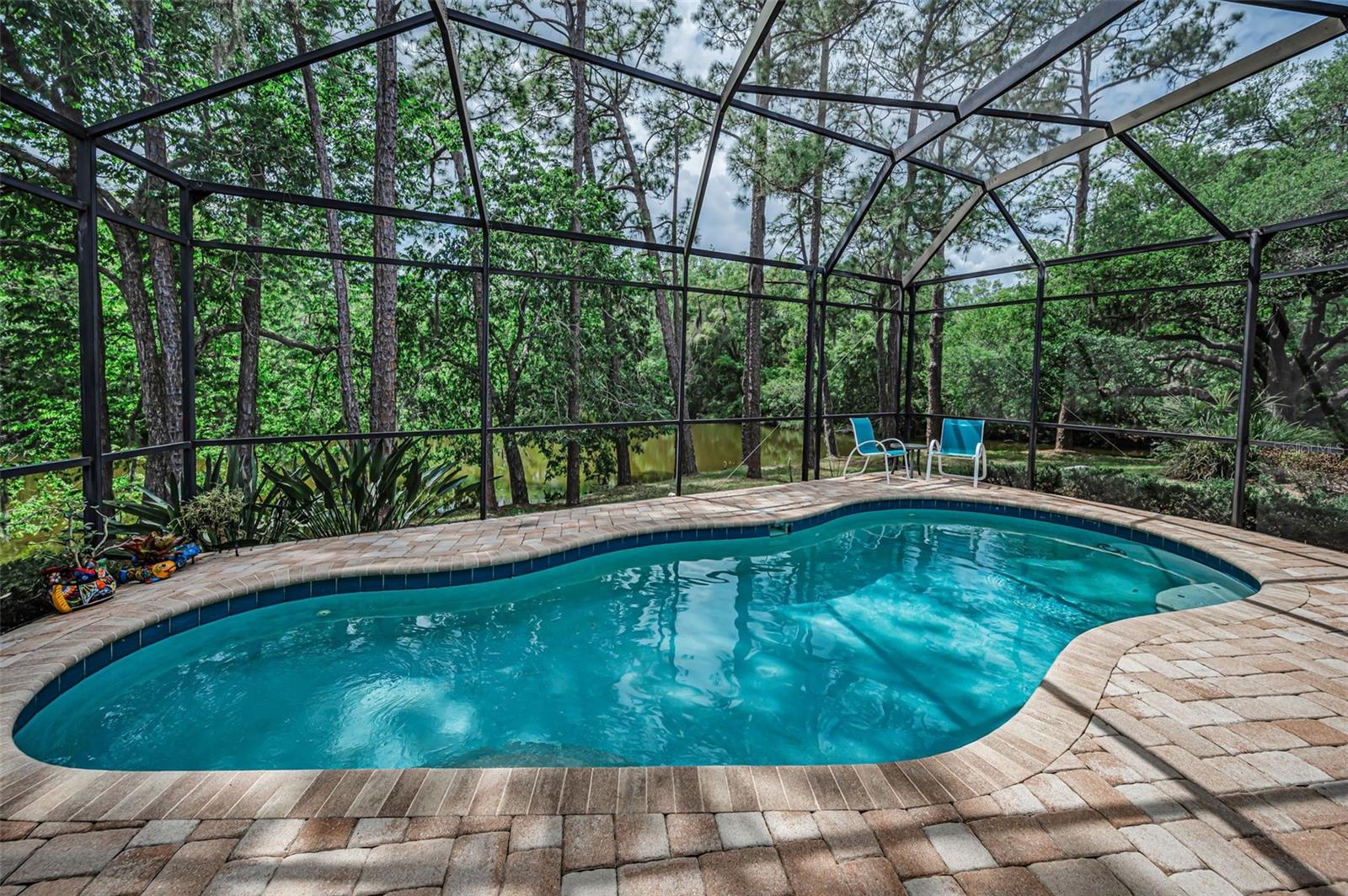 Image 21 of 47 For 1502 Woodstream Drive