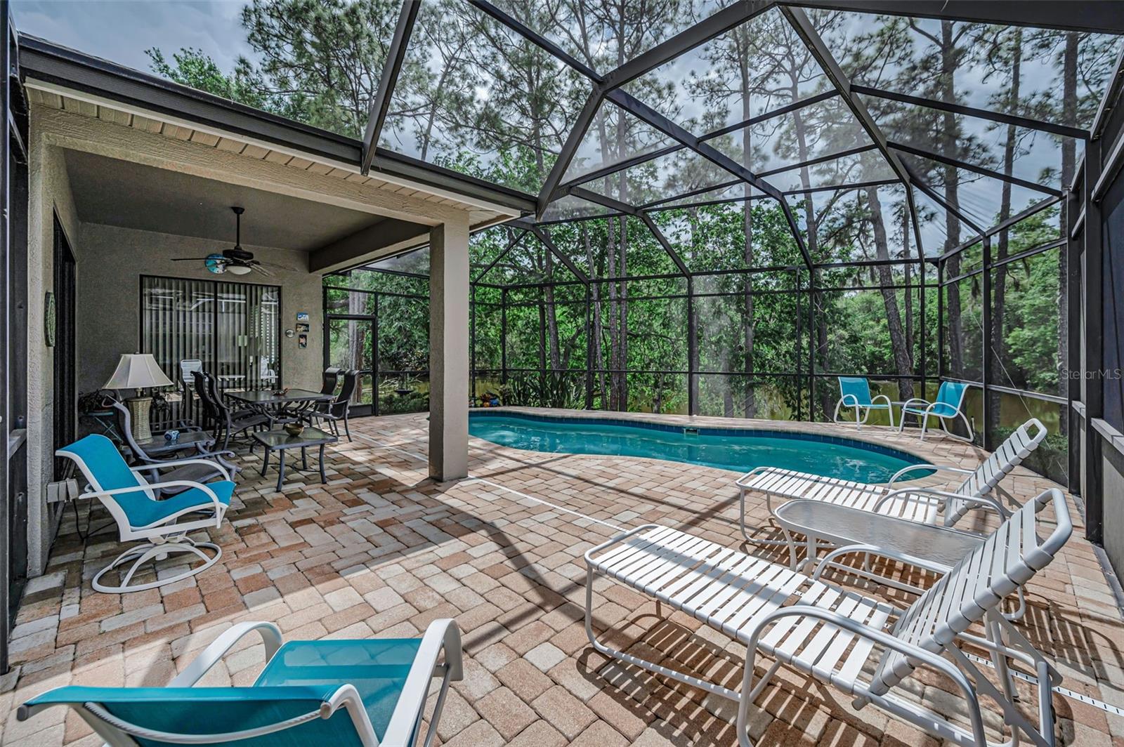 Image 4 of 47 For 1502 Woodstream Drive