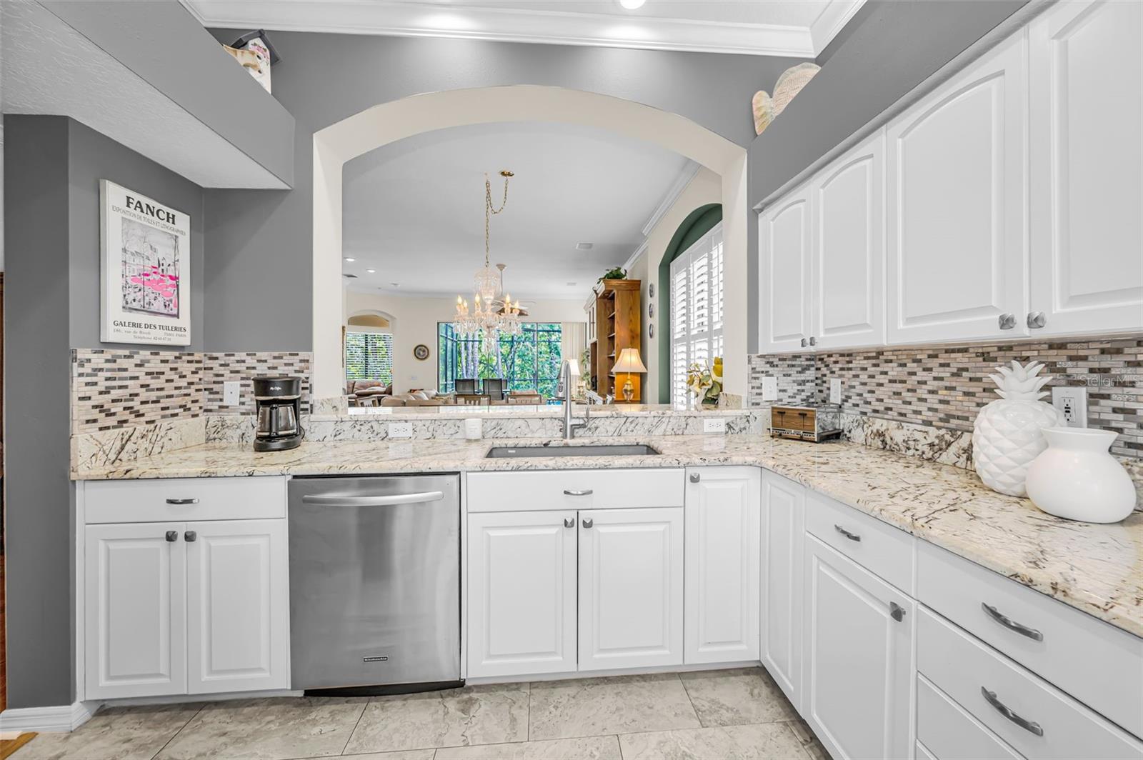 Image 5 of 47 For 1502 Woodstream Drive