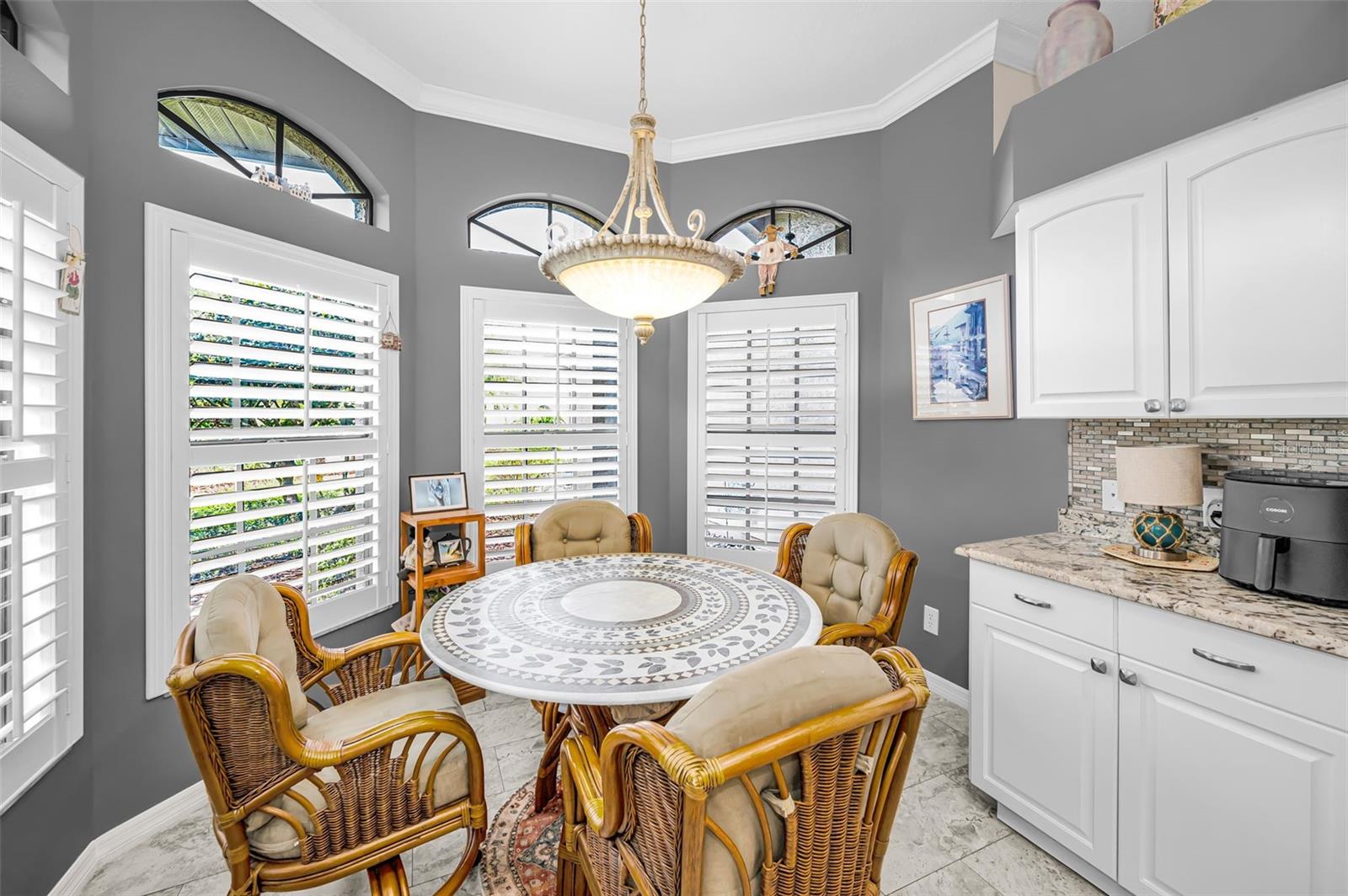 Image 7 of 47 For 1502 Woodstream Drive