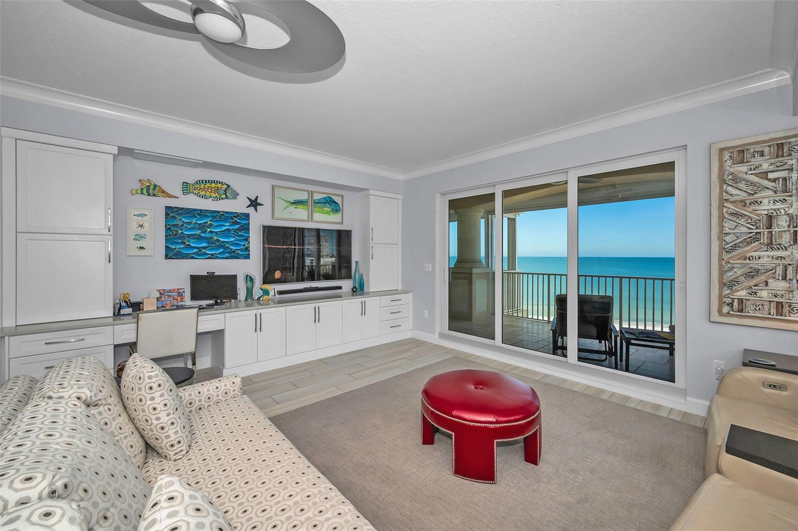 Image 18 of 81 For 17730 Gulf Boulevard 600