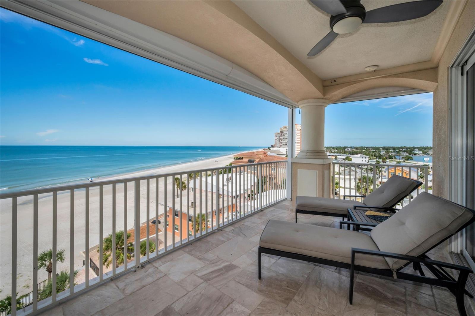 Image 20 of 81 For 17730 Gulf Boulevard 600