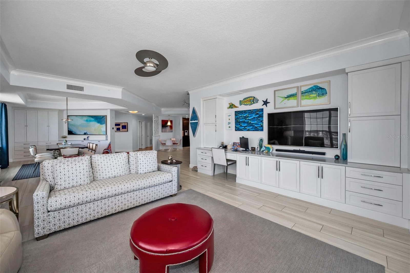 Image 23 of 81 For 17730 Gulf Boulevard 600