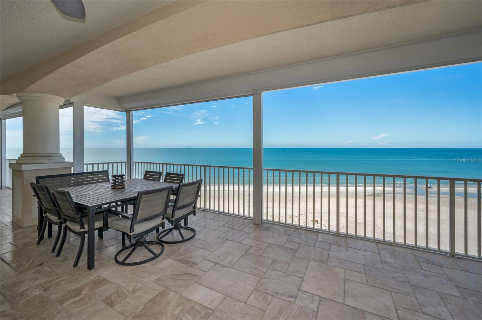 Image 35 of 81 For 17730 Gulf Boulevard 600