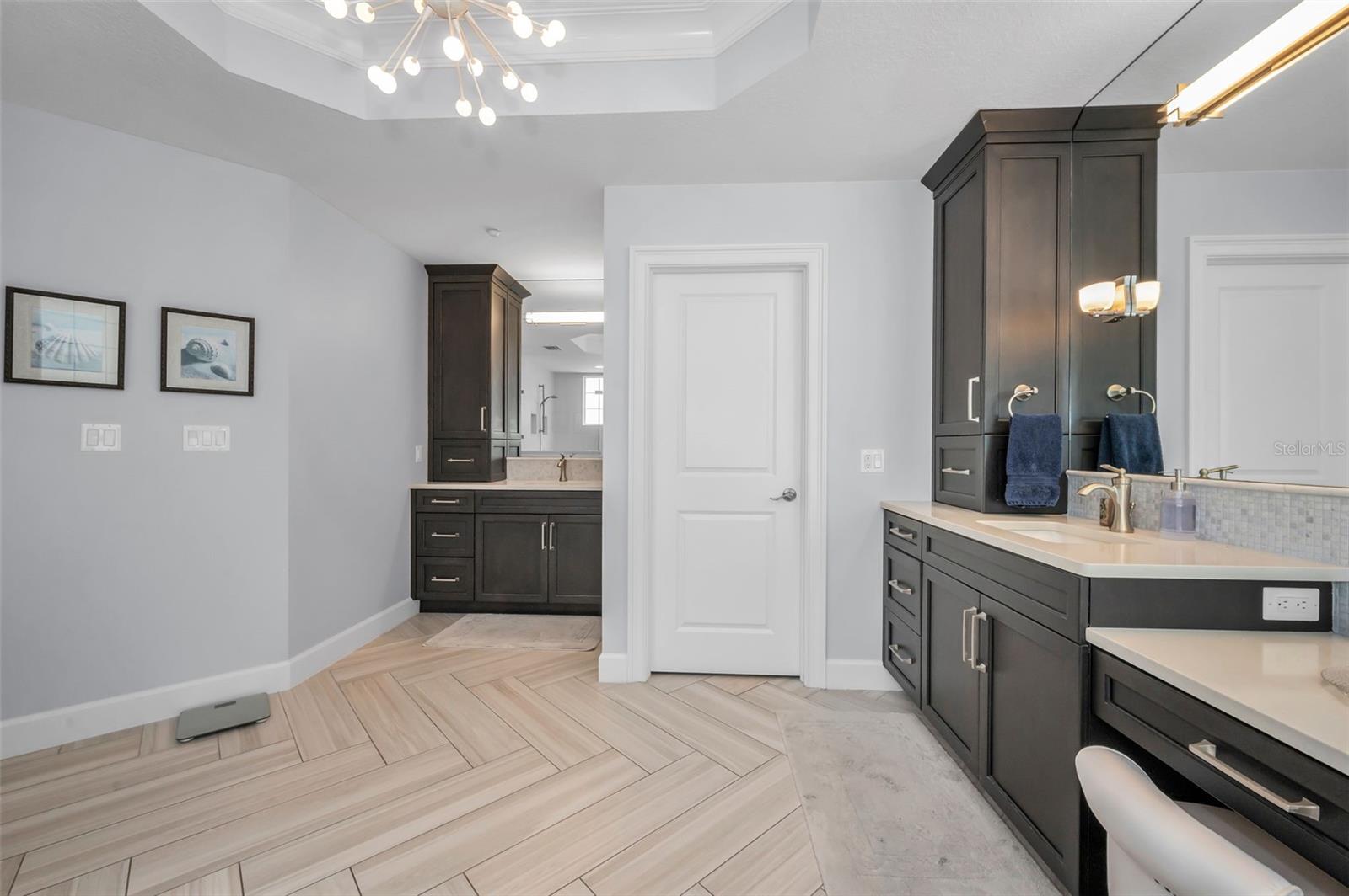 Image 49 of 81 For 17730 Gulf Boulevard 600