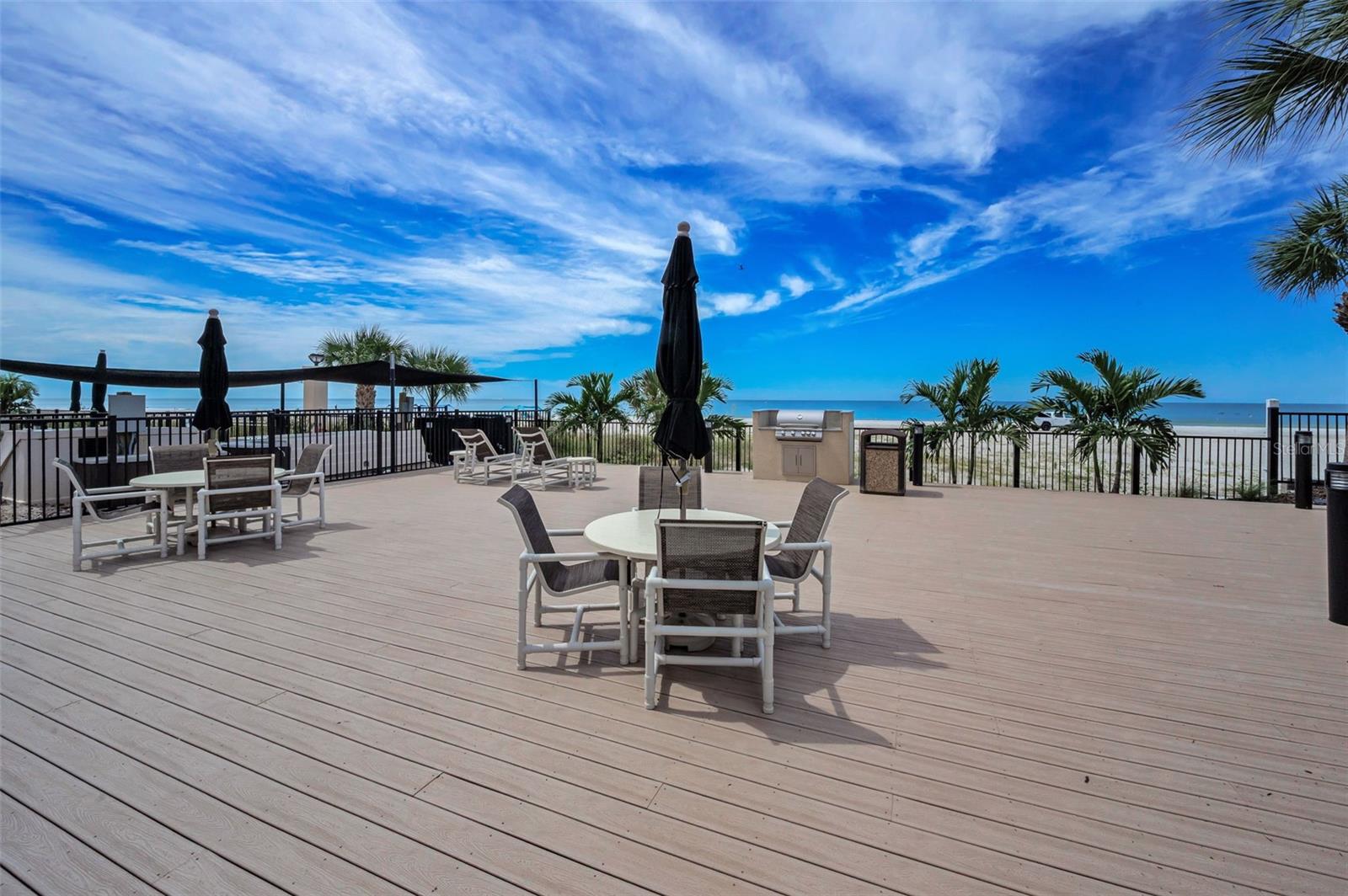 Image 70 of 81 For 17730 Gulf Boulevard 600