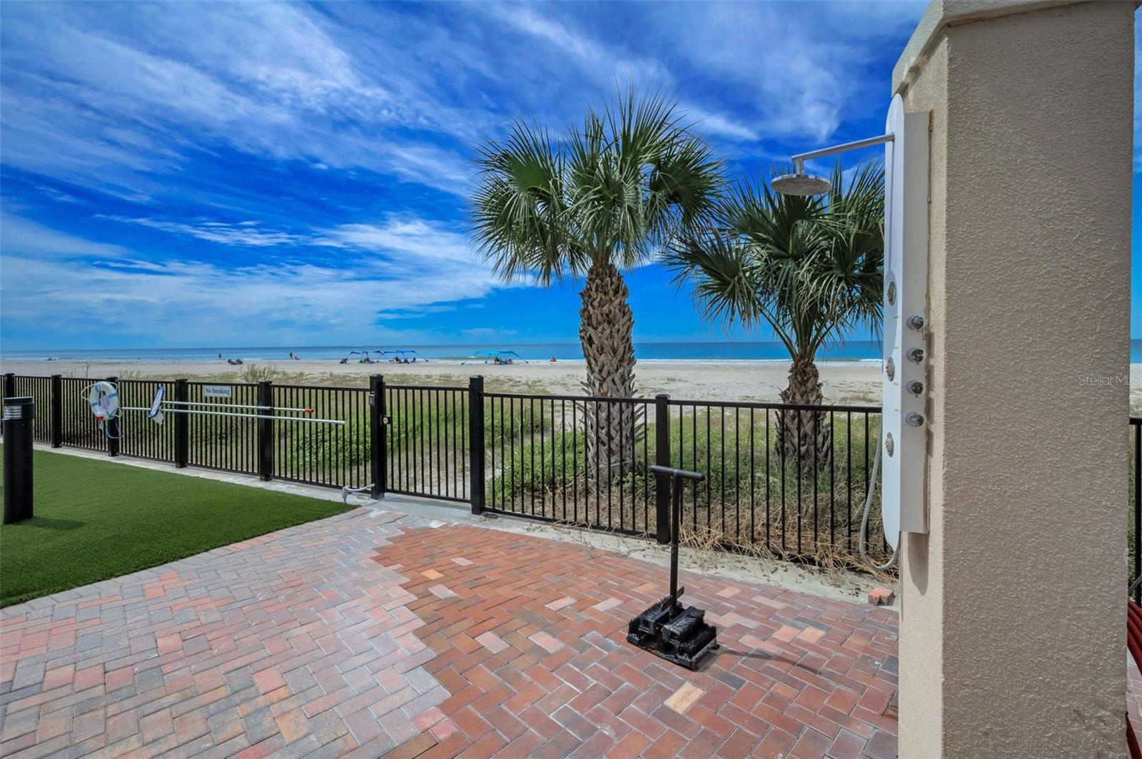 Image 74 of 81 For 17730 Gulf Boulevard 600