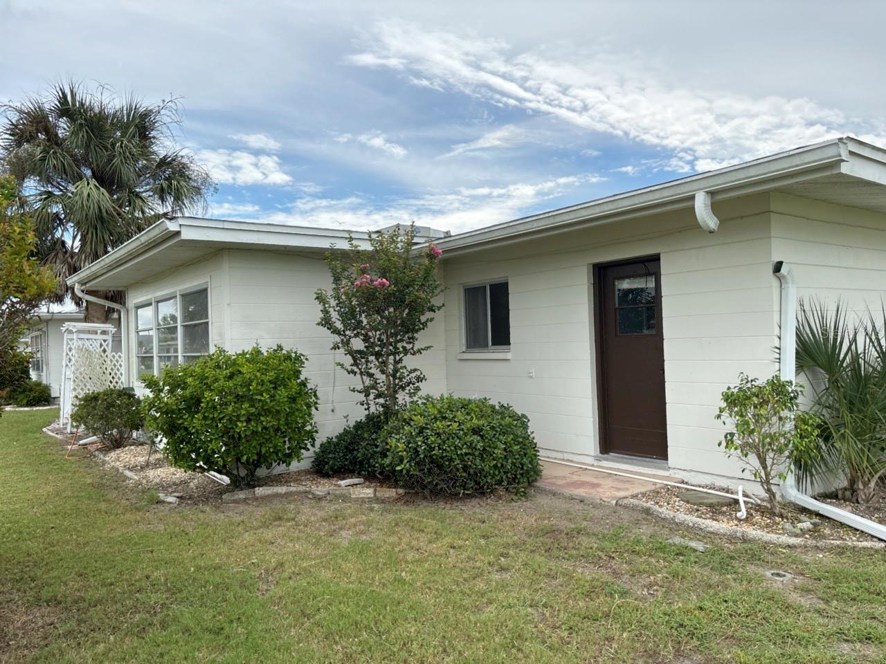 Image 3 of 19 For 1517 Danbury Drive