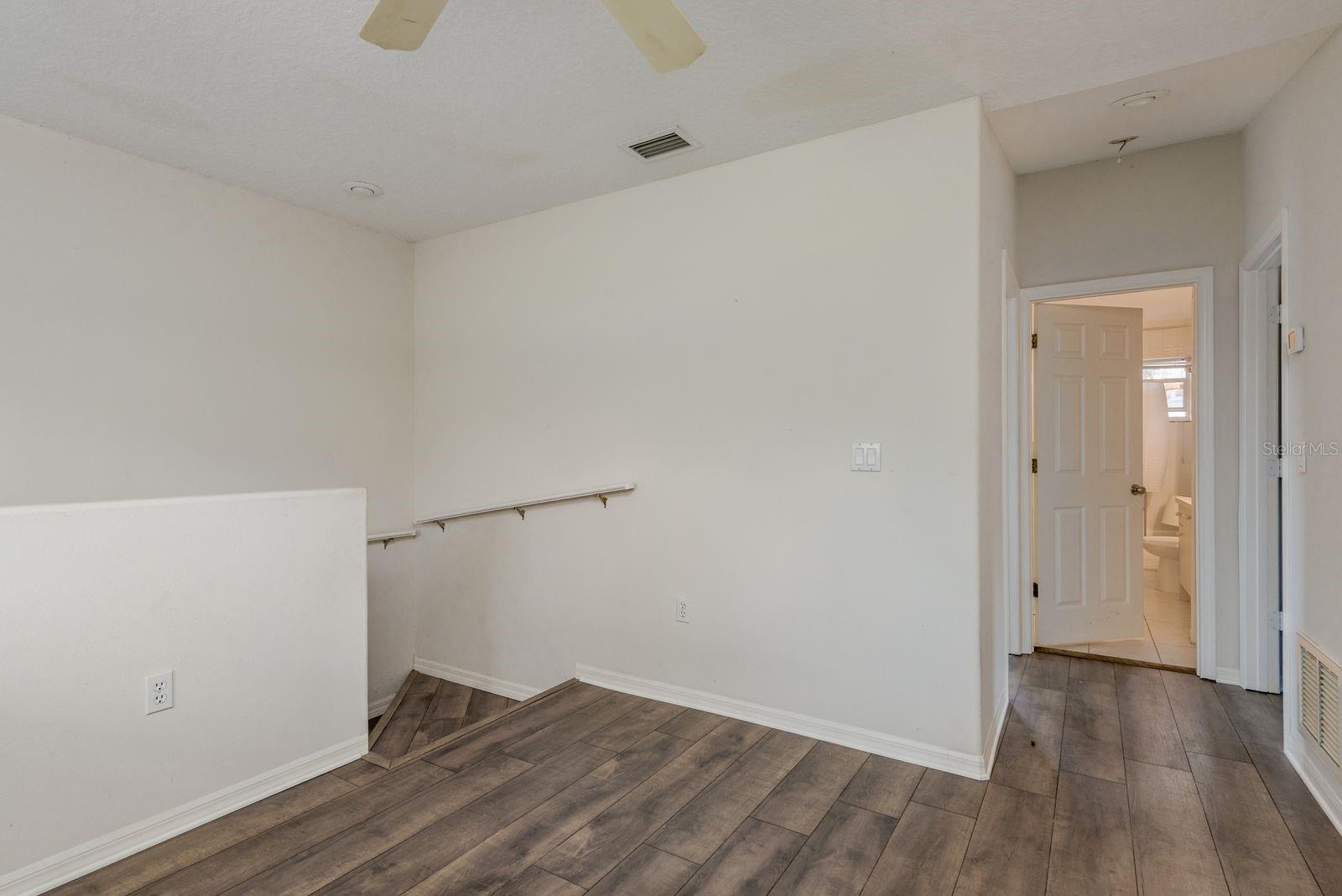 Image 19 of 39 For 1534 Lake Woodlands Parkway