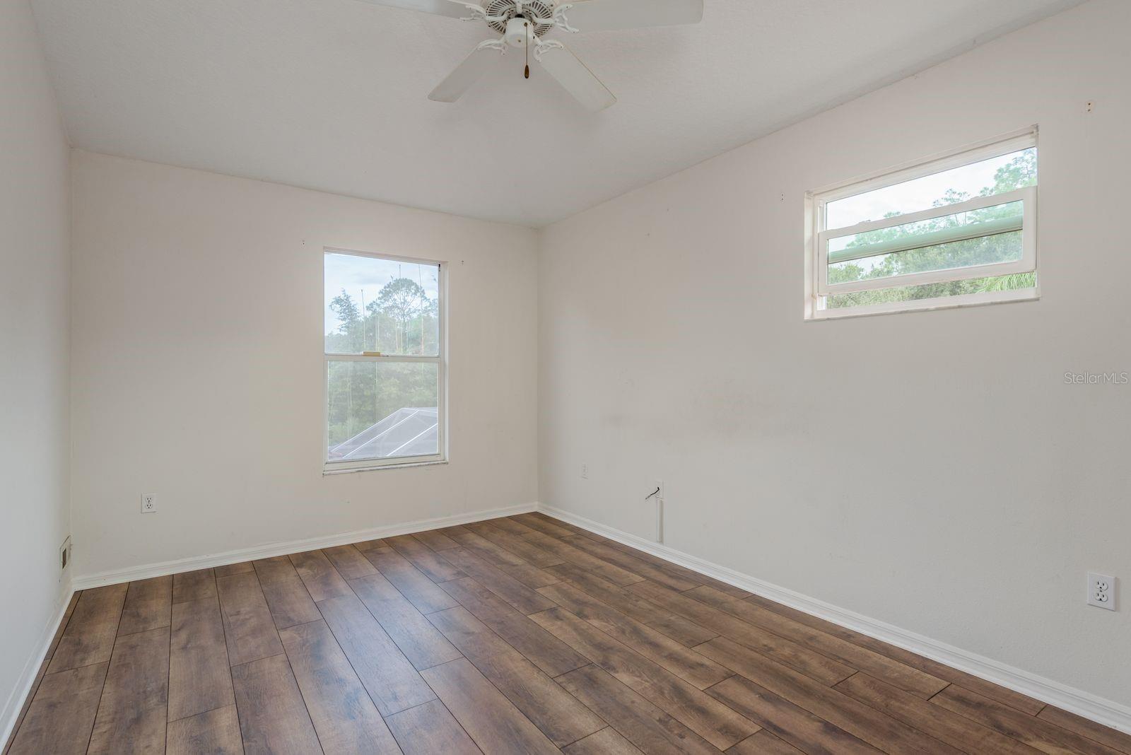 Image 23 of 39 For 1534 Lake Woodlands Parkway