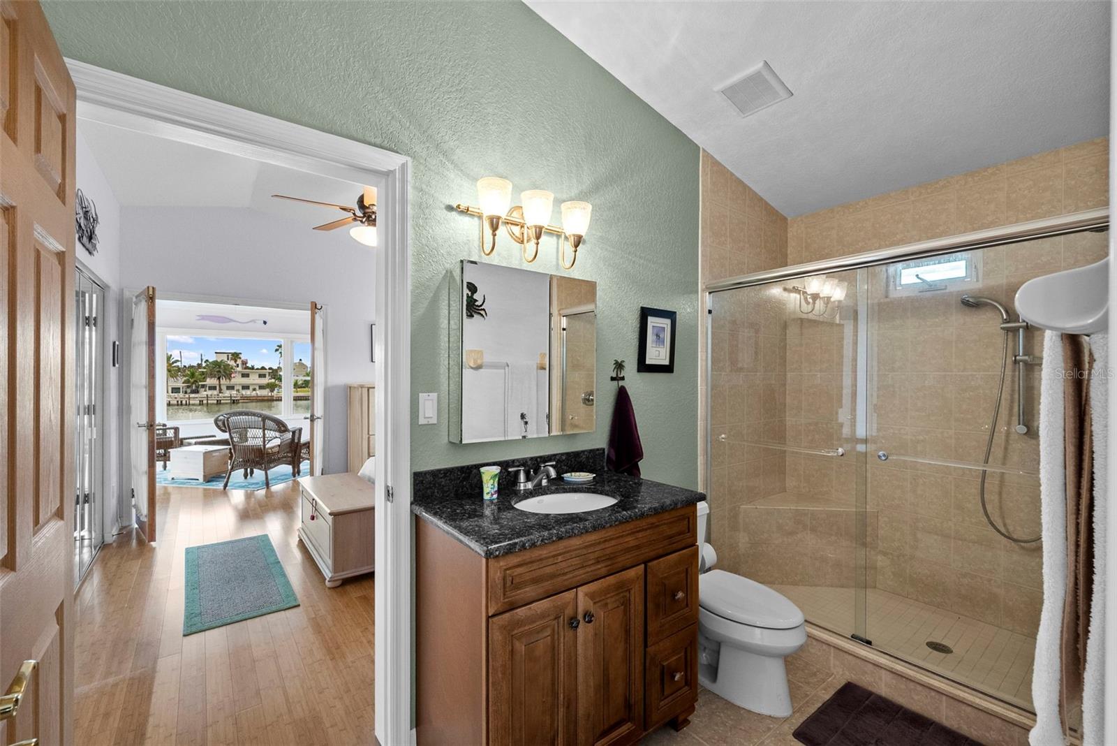 Image 30 of 67 For 8080 Coquina Way