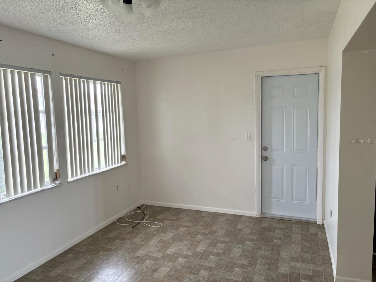 Image 9 of 16 For 1515 Danbury Drive