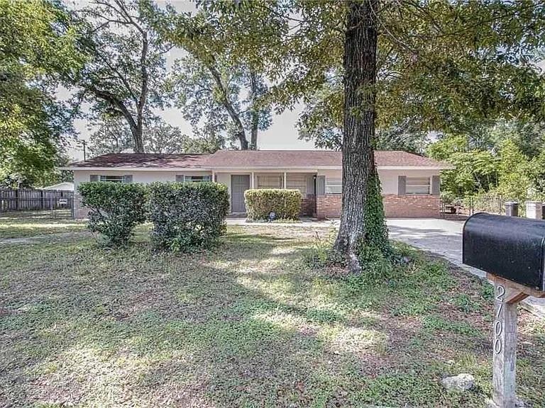 Listing Details for 2100 52nd Street, OCALA, FL 34479