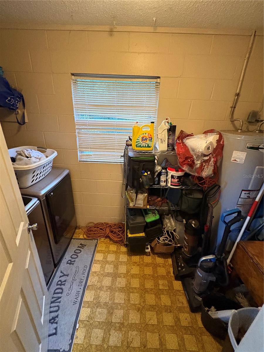 Image 12 of 23 For 2100 52nd Street