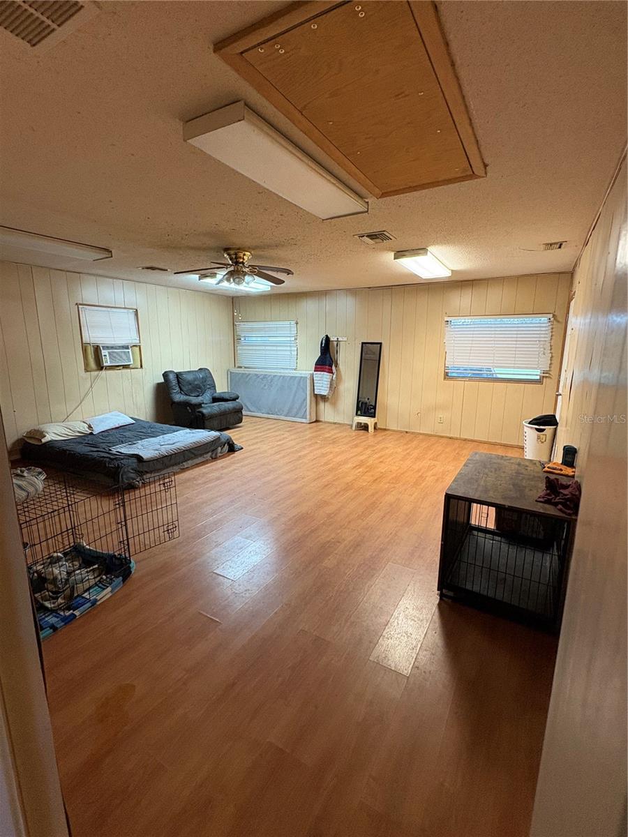 Image 14 of 23 For 2100 52nd Street