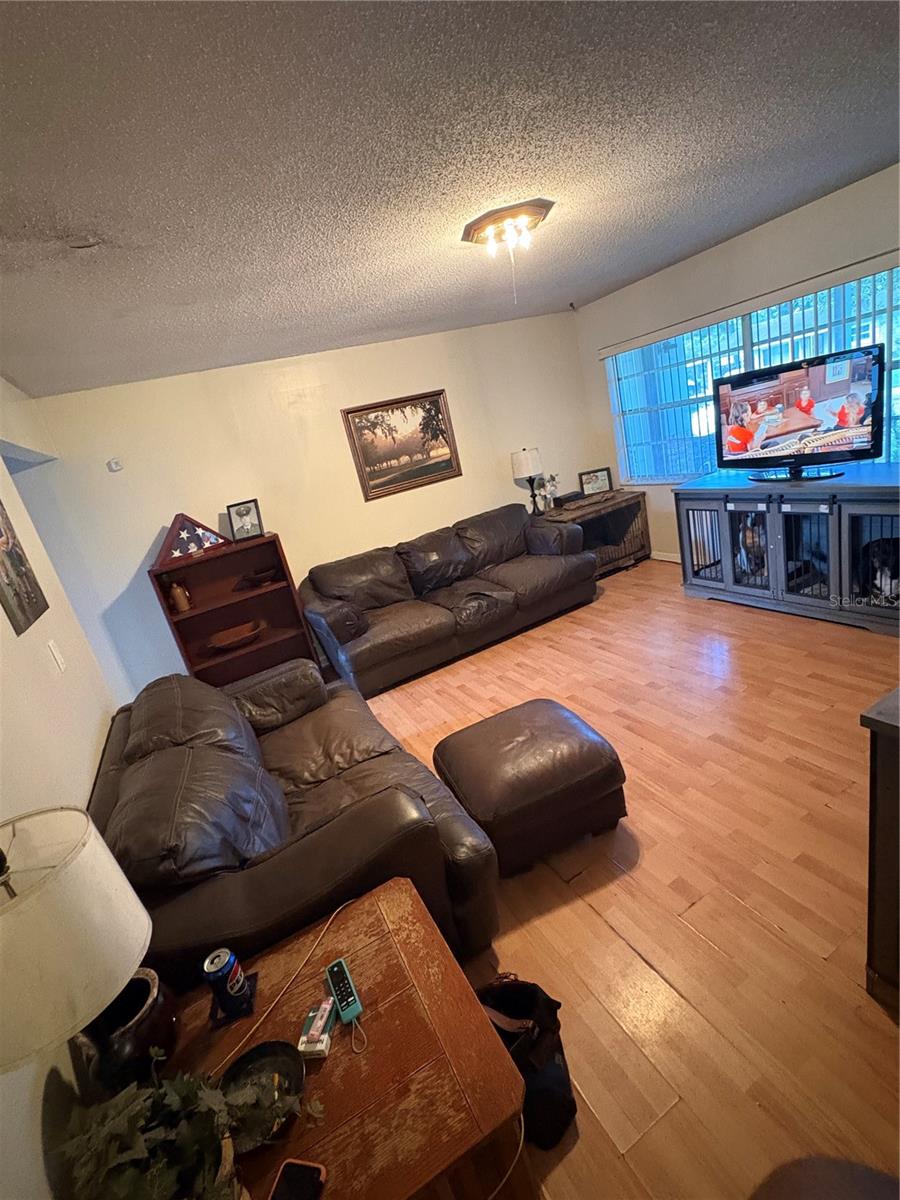 Image 18 of 23 For 2100 52nd Street