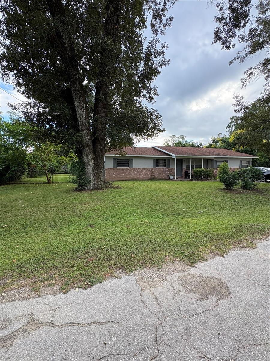 Image 2 of 23 For 2100 52nd Street